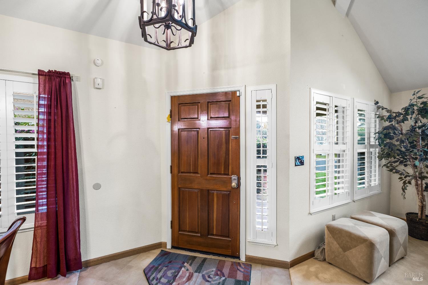 Detail Gallery Image 9 of 41 For 462 Eagle Ln, Vacaville,  CA 95687 - 3 Beds | 2 Baths