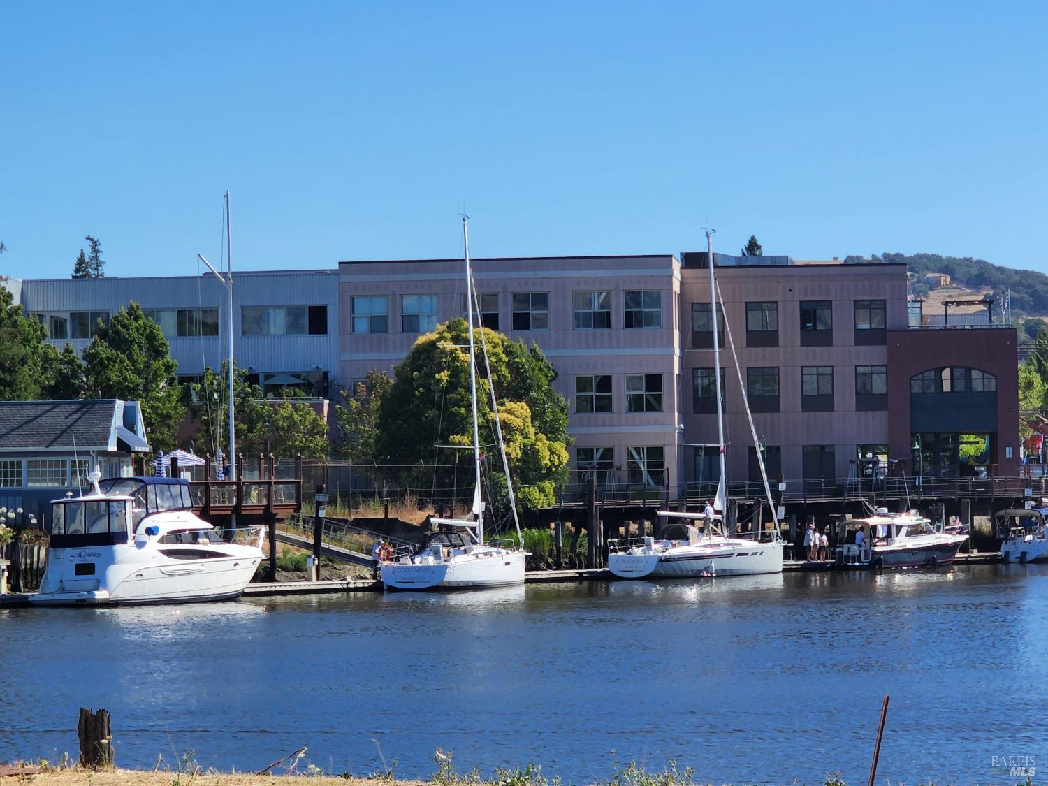 Detail Gallery Image 56 of 64 For 530 Jade St, Petaluma,  CA 94952 - 2 Beds | 2/1 Baths