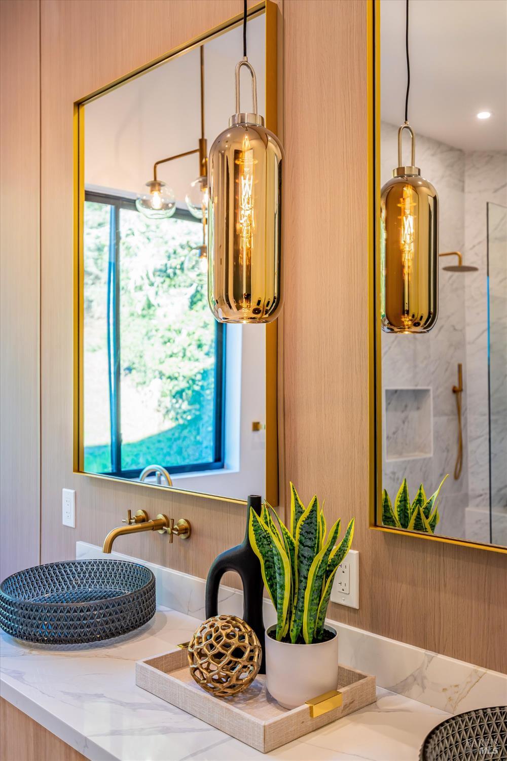 Detail Gallery Image 73 of 99 For 1580 Clear Ridge Dr, Healdsburg,  CA 95448 - 4 Beds | 4/1 Baths