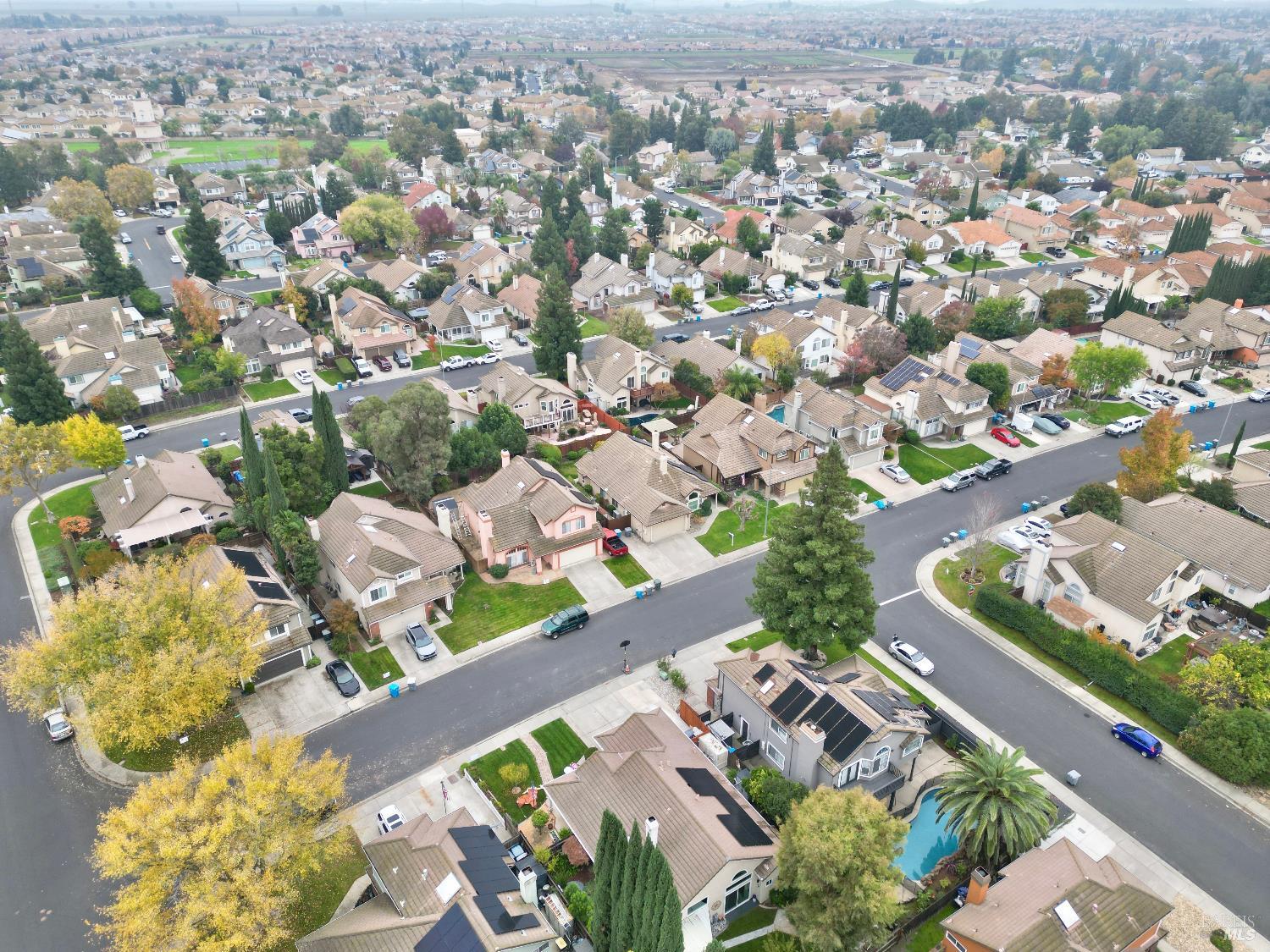 Detail Gallery Image 11 of 41 For 462 Eagle Ln, Vacaville,  CA 95687 - 3 Beds | 2 Baths