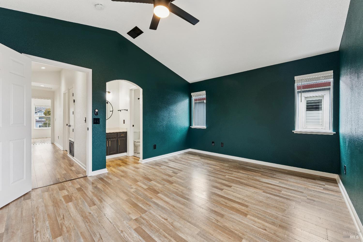 Detail Gallery Image 19 of 37 For 686 Santa Ana Cir, Santa Rosa,  CA 95404 - 3 Beds | 2/1 Baths