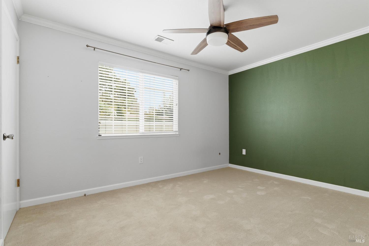 Detail Gallery Image 10 of 13 For 1452 Townview Dr, Santa Rosa,  CA 95405 - 2 Beds | 1/1 Baths