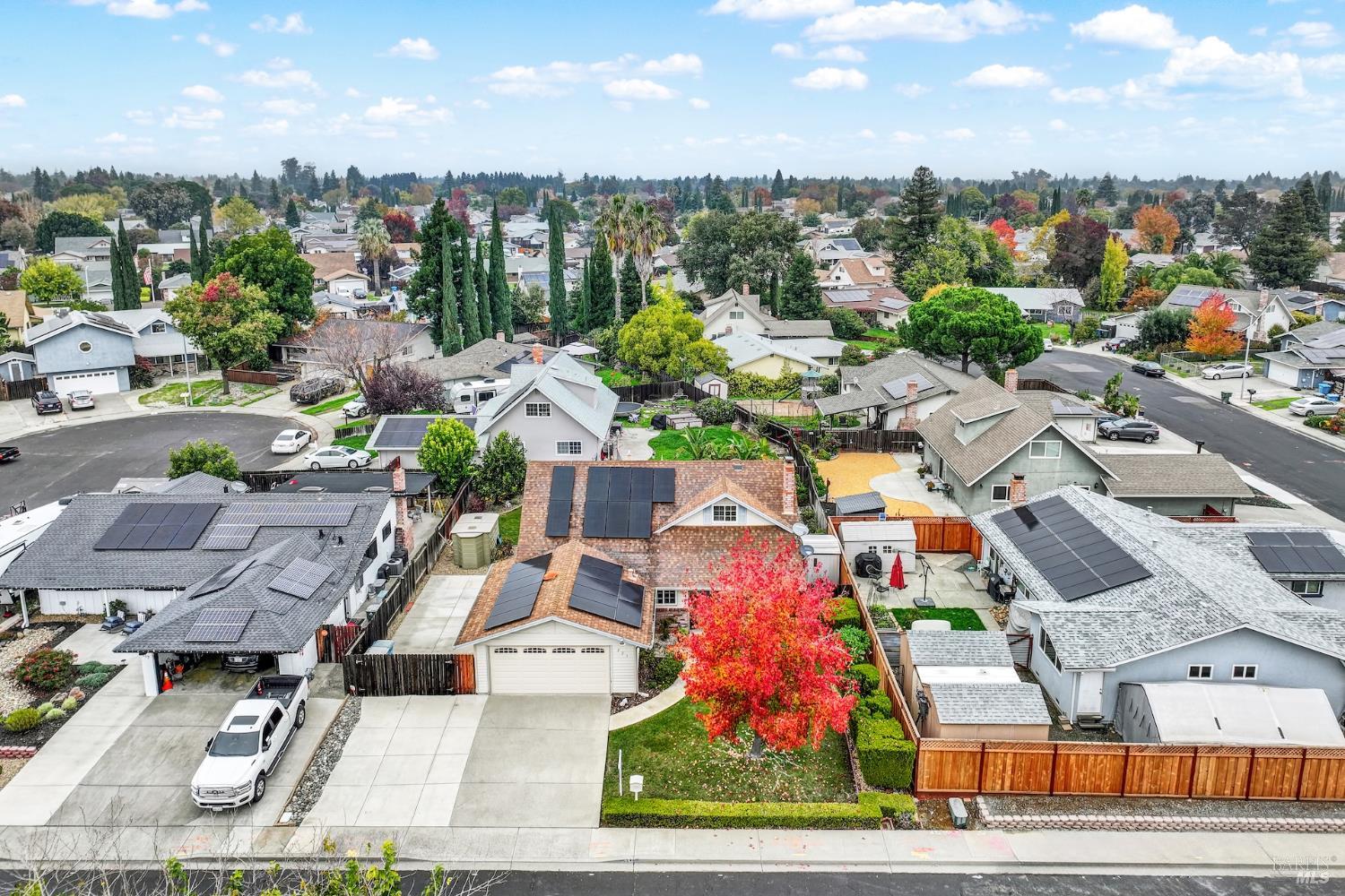 Detail Gallery Image 3 of 78 For 221 Livingston Ave, Vacaville,  CA 95687 - 3 Beds | 2 Baths