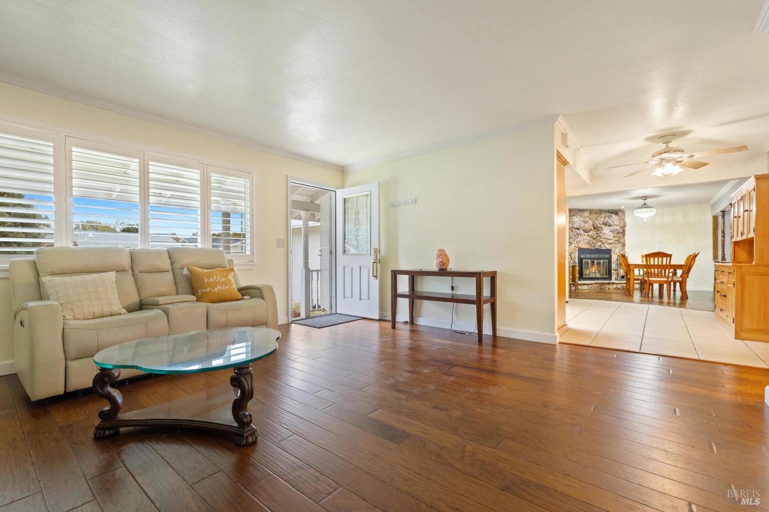 Detail Gallery Image 4 of 45 For 625 Cypress St, Dixon,  CA 95620 - 3 Beds | 2 Baths