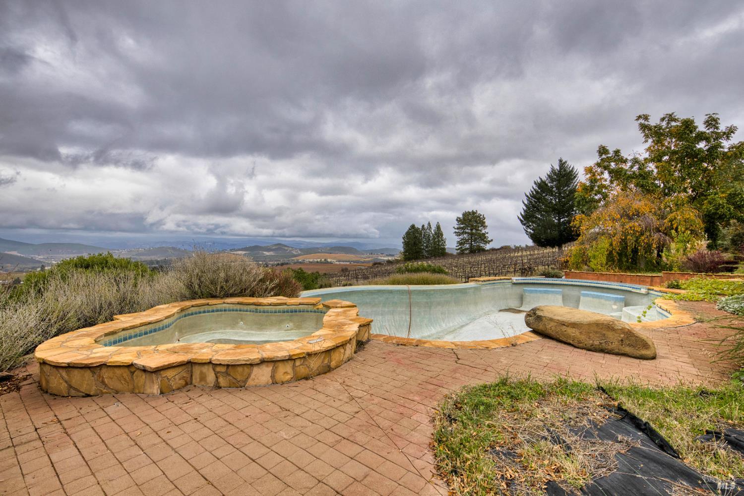 Detail Gallery Image 36 of 87 For 8664 Seigler Springs North Rd, Kelseyville,  CA 95451 - 5 Beds | 5/2 Baths