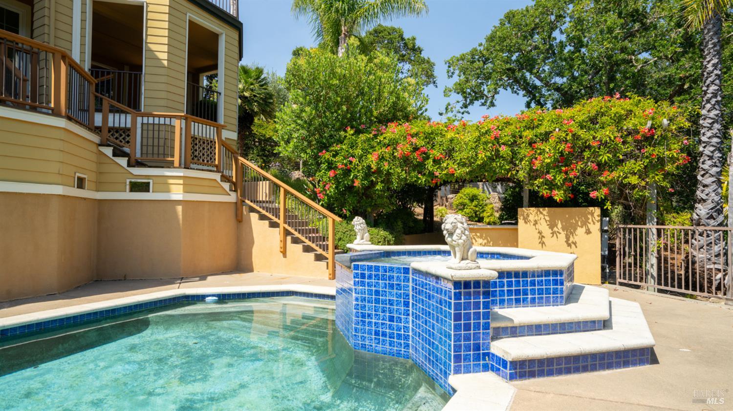 Detail Gallery Image 48 of 74 For 6 Leona Dr, San Rafael,  CA 94903 - 4 Beds | 3/1 Baths