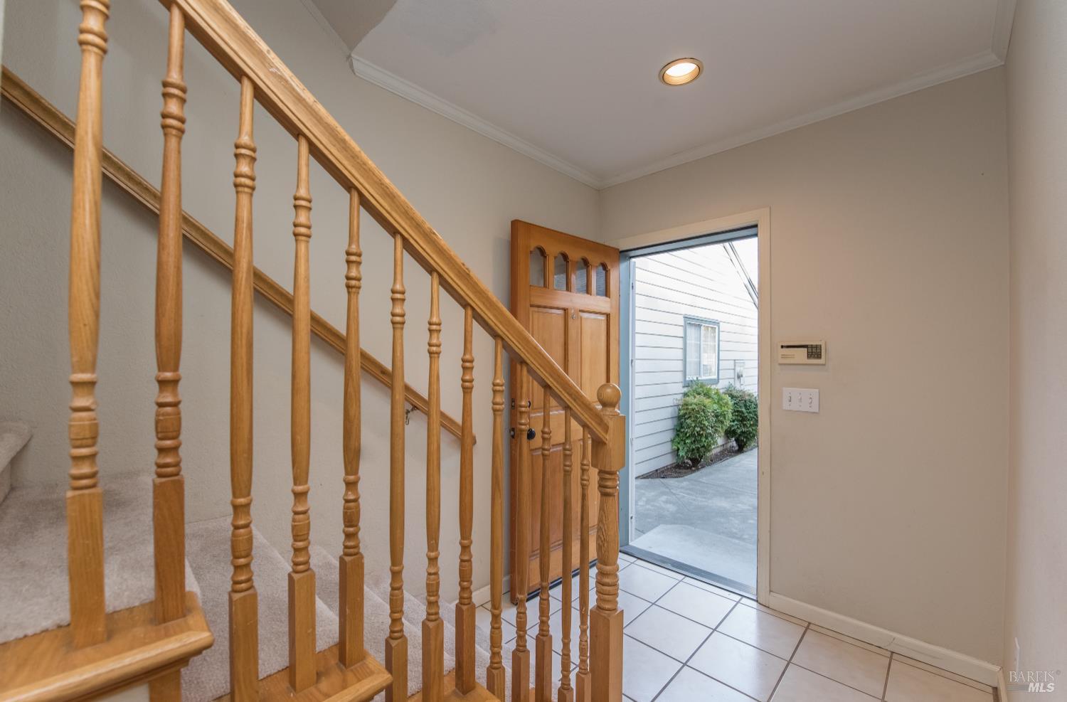 Detail Gallery Image 8 of 24 For 1221 Eardley Ave, Santa Rosa,  CA 95401 - 2 Beds | 1/1 Baths