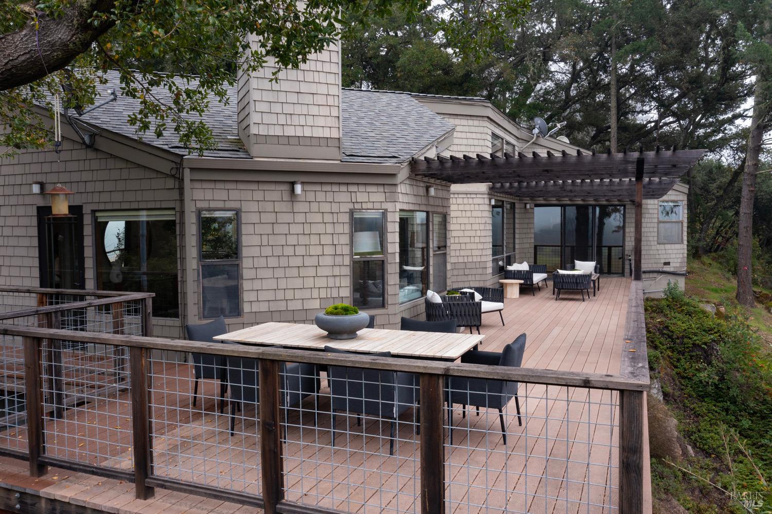 Detail Gallery Image 29 of 39 For 522 Meadowood Ln, Saint Helena,  CA 94574 - 2 Beds | 3 Baths