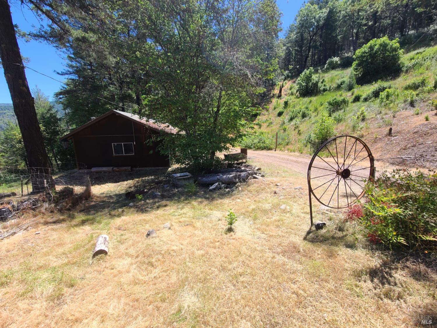 Detail Gallery Image 21 of 27 For 3620 Eel River Ranch Rd, Covelo,  CA 95428 - 2 Beds | 1 Baths