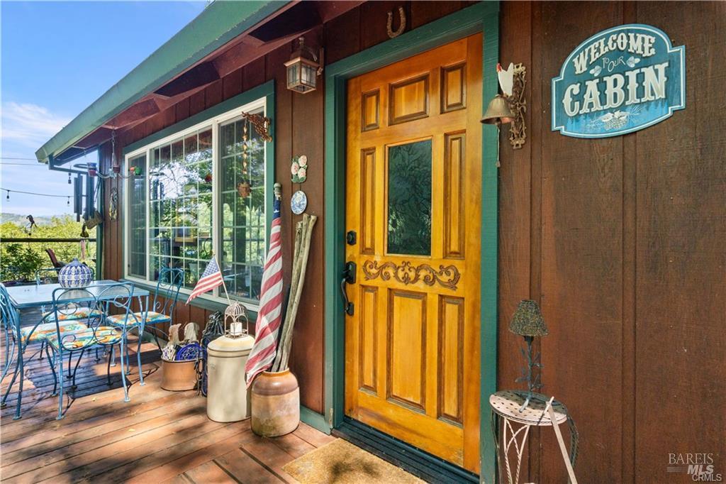 Detail Gallery Image 4 of 51 For 3062 Riviera Heights Dr, Kelseyville,  CA 95451 - 3 Beds | 2 Baths