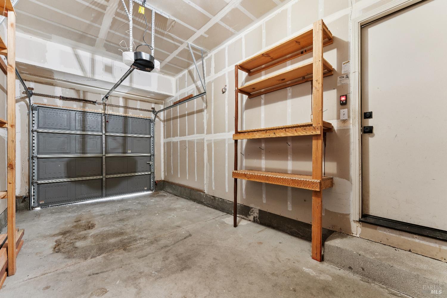 Detail Gallery Image 36 of 37 For 686 Santa Ana Cir, Santa Rosa,  CA 95404 - 3 Beds | 2/1 Baths