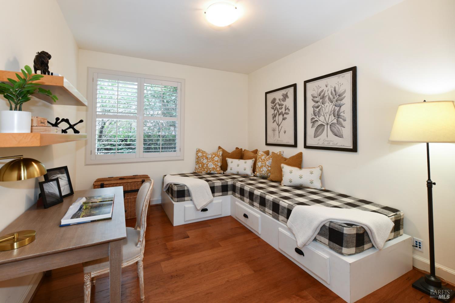 Detail Gallery Image 26 of 44 For 928 Hunt Ave, Saint Helena,  CA 94574 - 3 Beds | 2/1 Baths