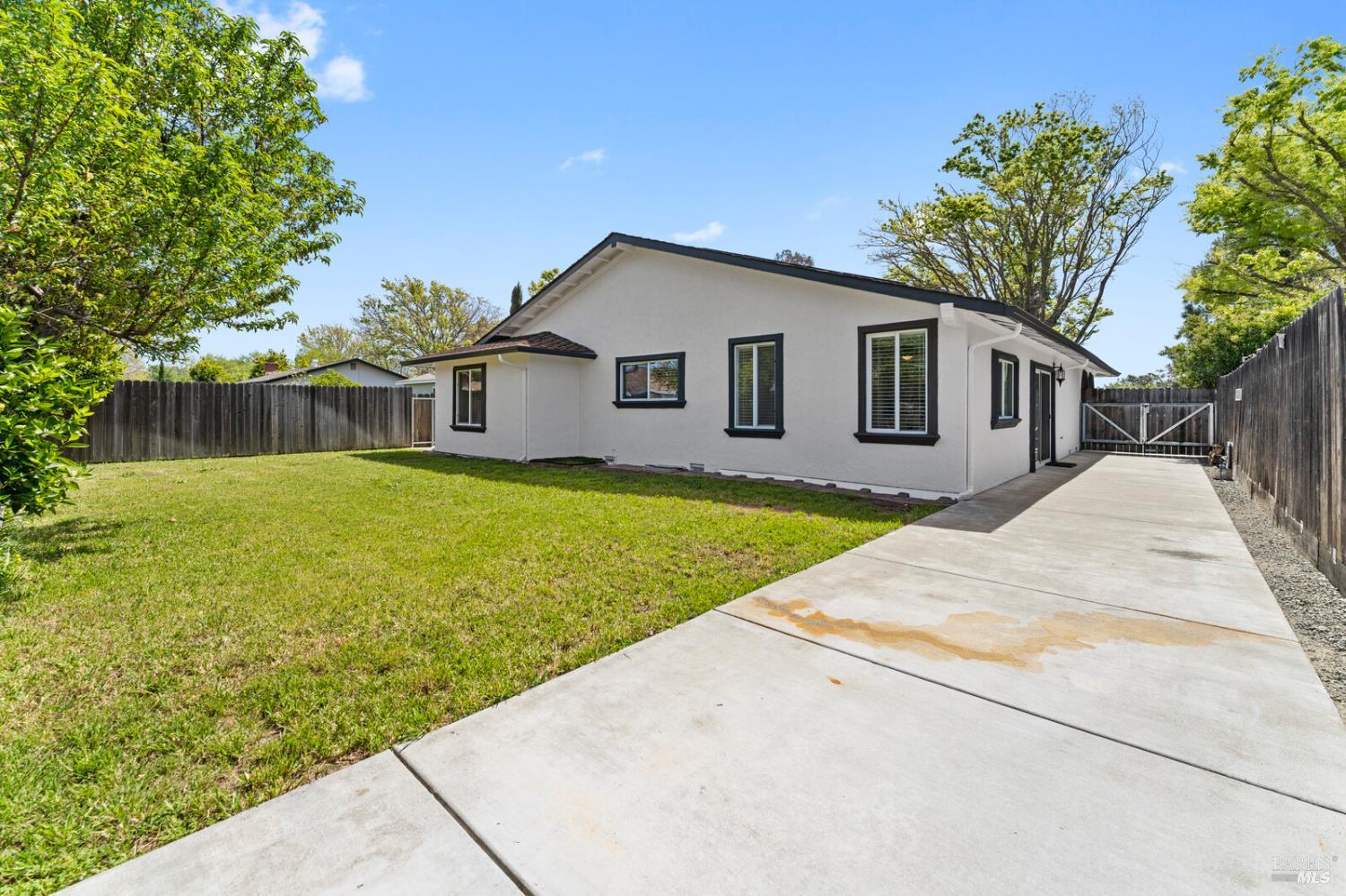 Detail Gallery Image 54 of 71 For 1649 California Dr, Vacaville,  CA 95687 - 5 Beds | 2/1 Baths