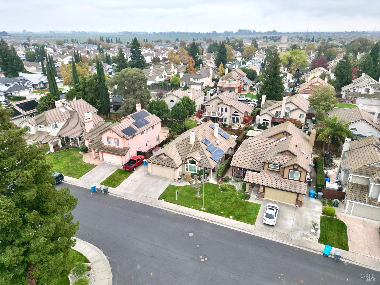 Detail Gallery Image 10 of 41 For 462 Eagle Ln, Vacaville,  CA 95687 - 3 Beds | 2 Baths