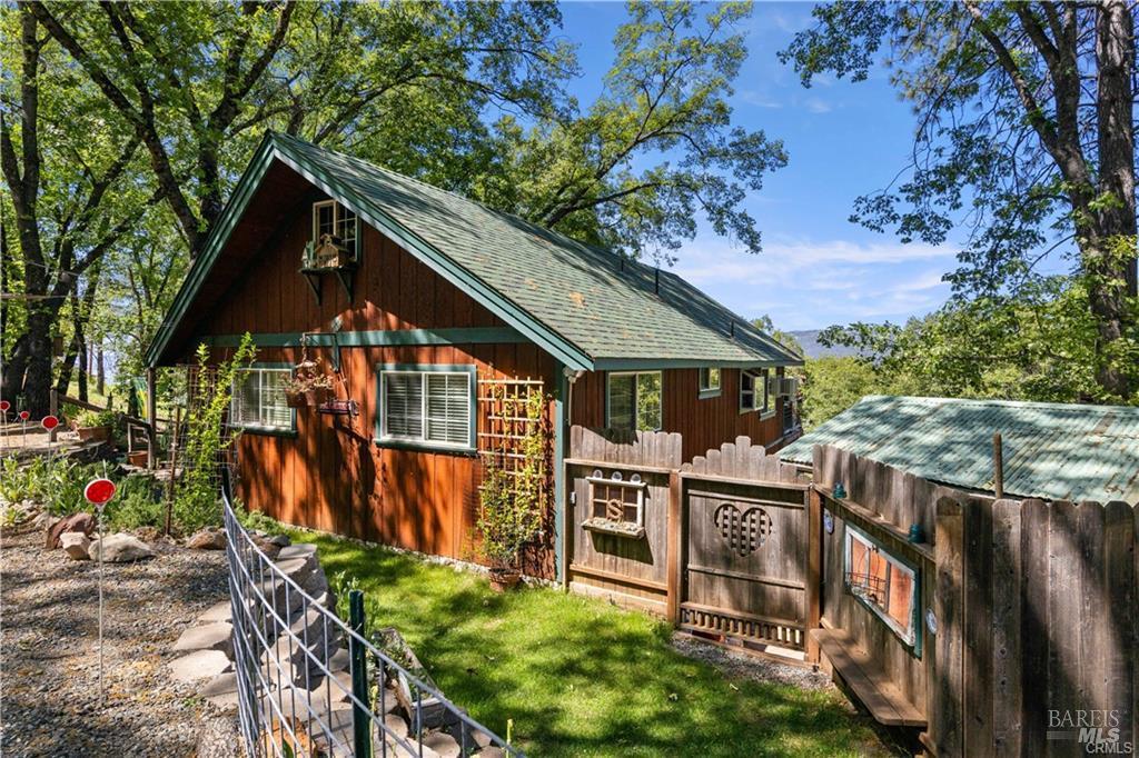 Detail Gallery Image 8 of 51 For 3062 Riviera Heights Dr, Kelseyville,  CA 95451 - 3 Beds | 2 Baths