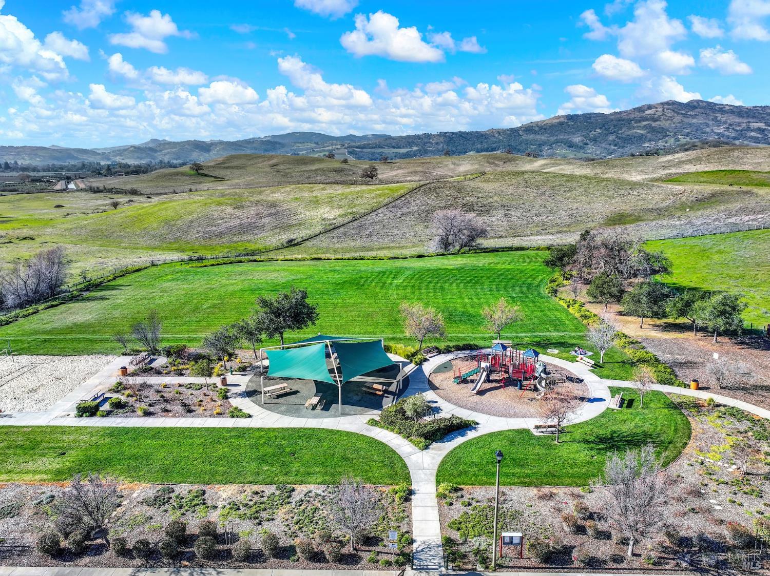 Detail Gallery Image 95 of 98 For 2965 Pebble Beach Cir, Fairfield,  CA 94534 - 4 Beds | 2/1 Baths