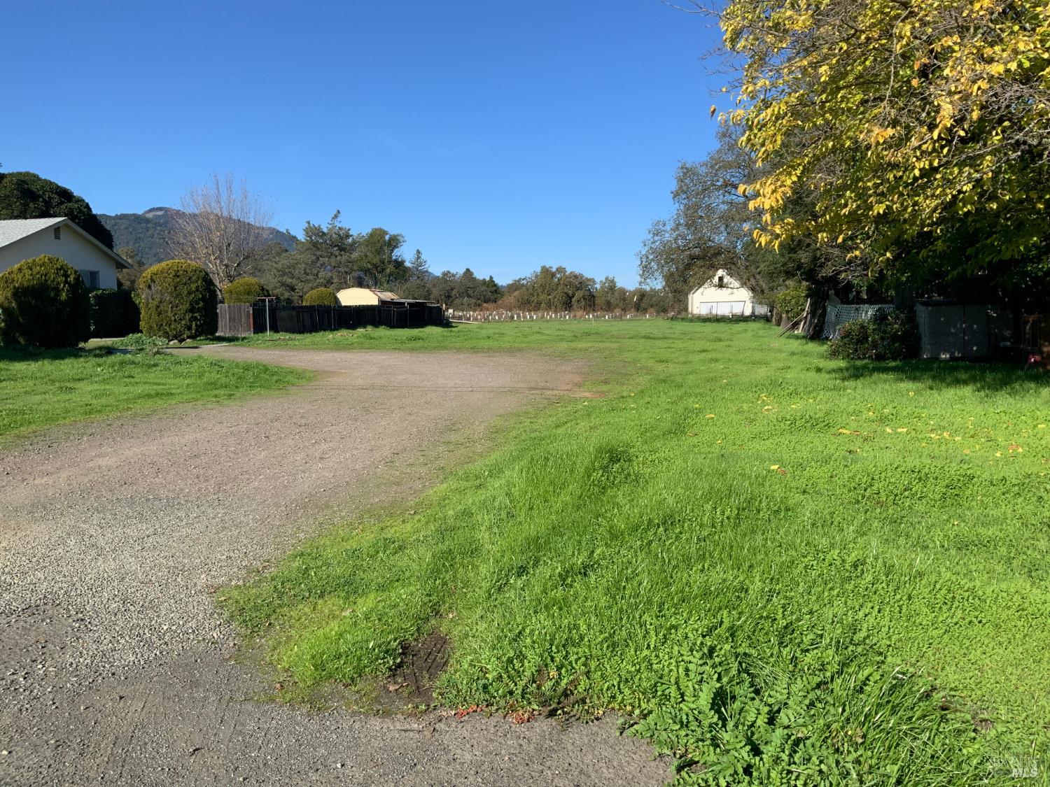 Detail Gallery Image 3 of 5 For 1125 Elm Ave, Sonoma,  CA 95476 - – Beds | – Baths