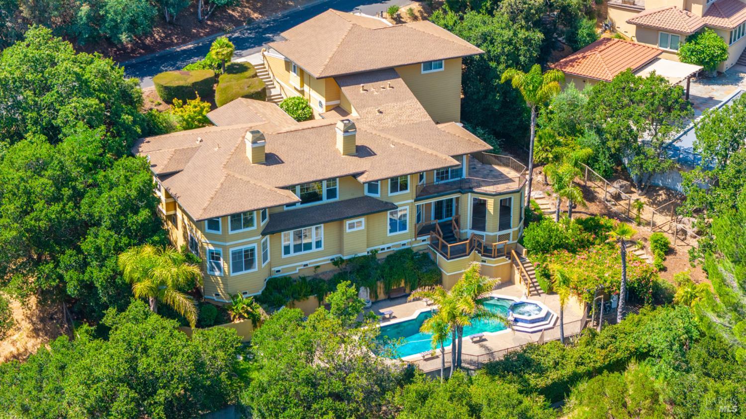 Detail Gallery Image 68 of 74 For 6 Leona Dr, San Rafael,  CA 94903 - 4 Beds | 3/1 Baths