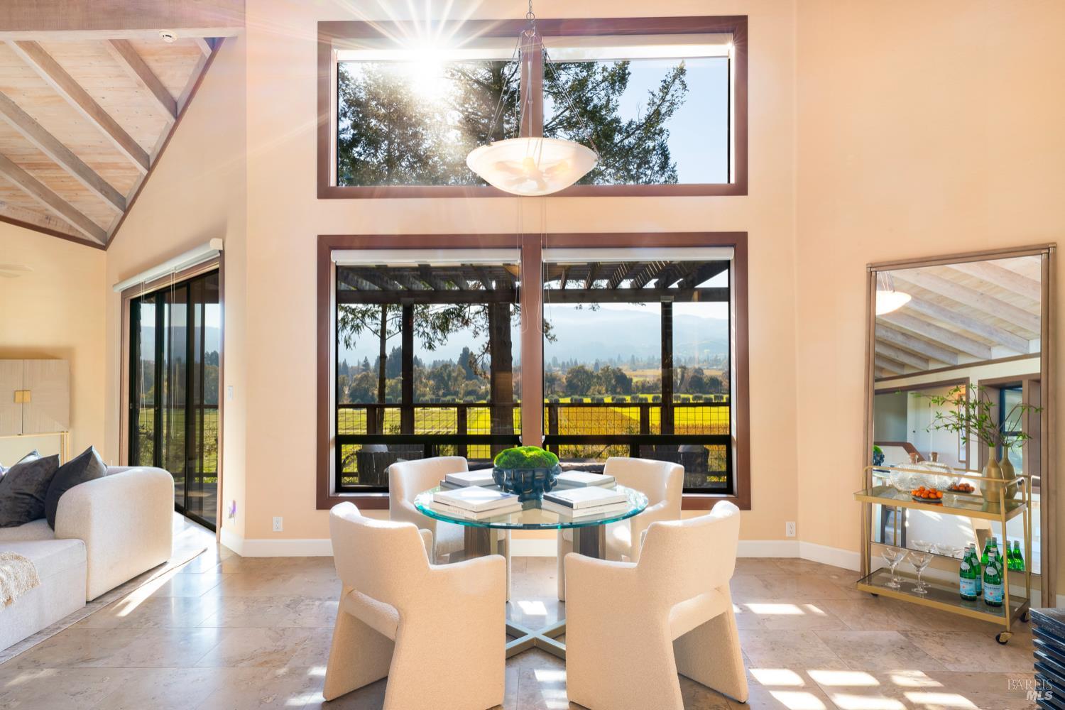 Detail Gallery Image 7 of 39 For 522 Meadowood Ln, Saint Helena,  CA 94574 - 2 Beds | 3 Baths