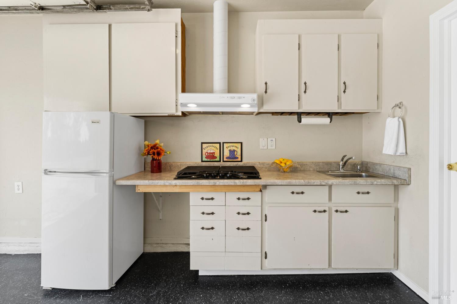 Detail Gallery Image 46 of 71 For 1649 California Dr, Vacaville,  CA 95687 - 5 Beds | 2/1 Baths