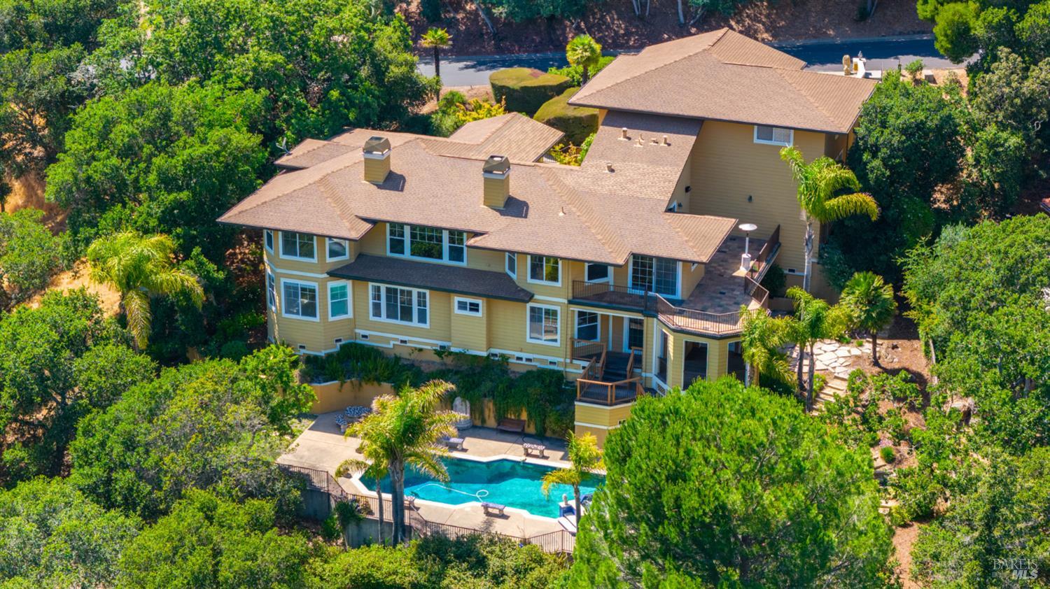 Detail Gallery Image 64 of 74 For 6 Leona Dr, San Rafael,  CA 94903 - 4 Beds | 3/1 Baths