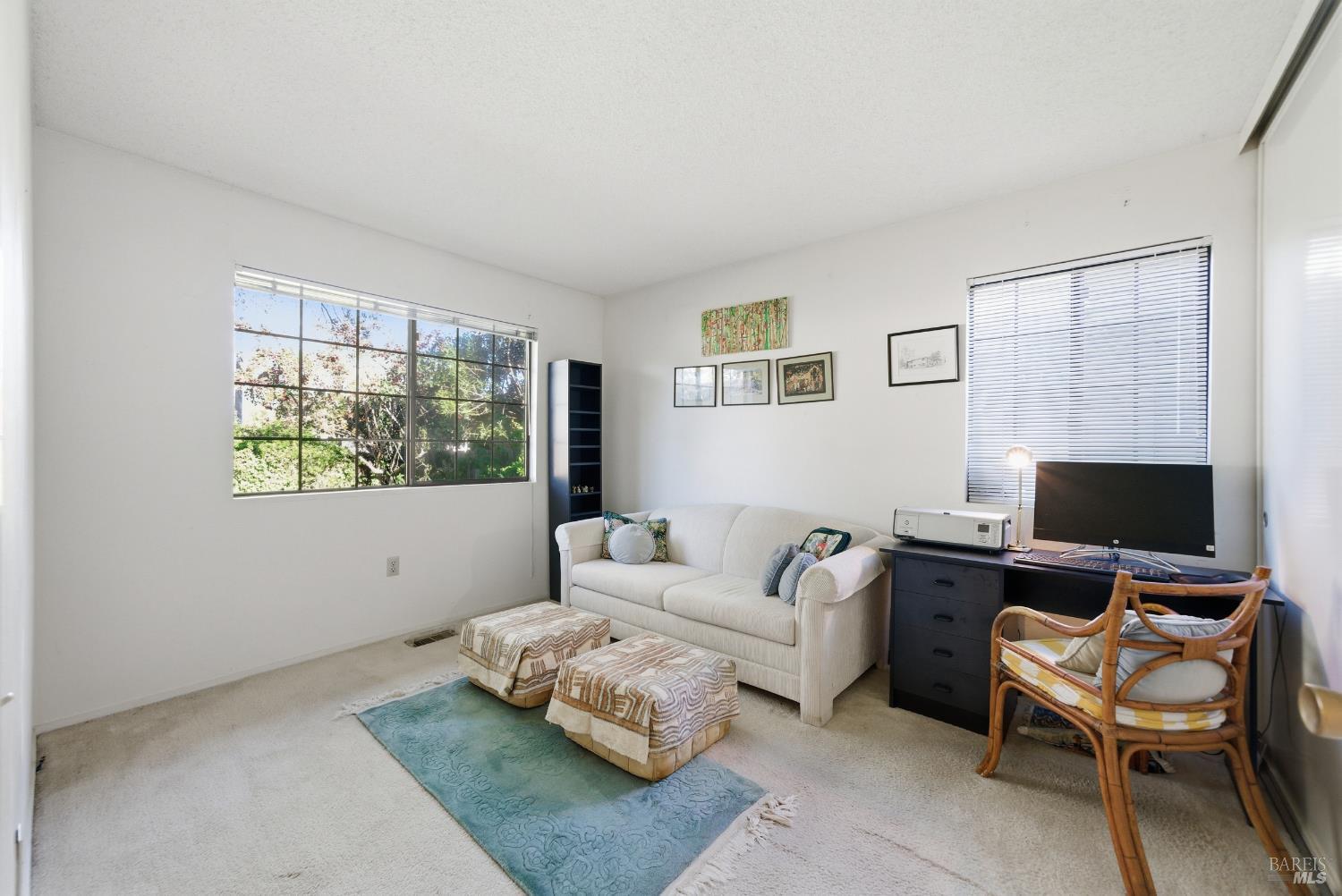 Detail Gallery Image 21 of 32 For 1339 Mission Dr, Sonoma,  CA 95476 - 2 Beds | 2 Baths