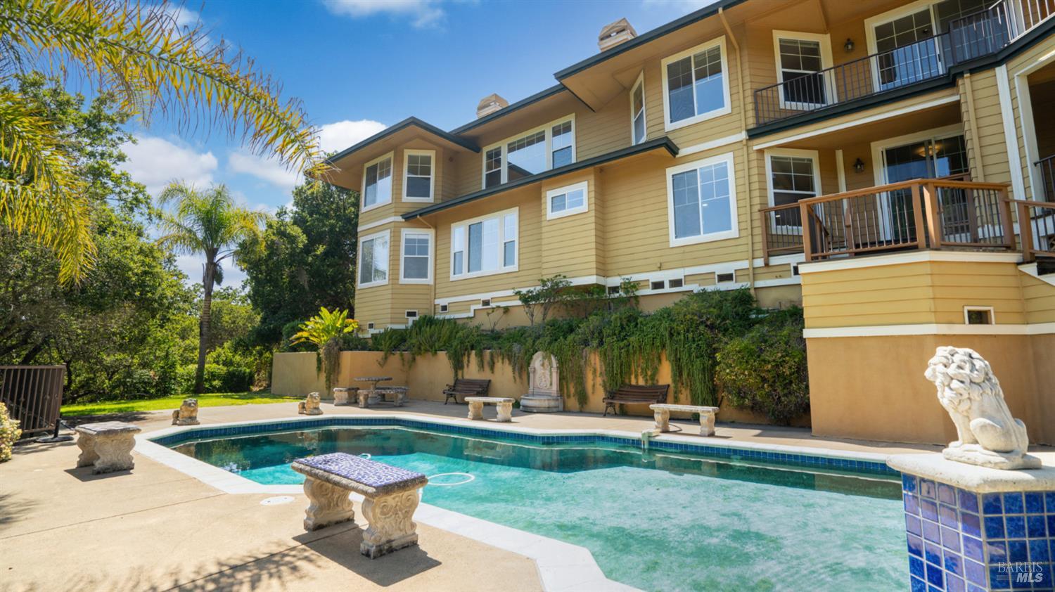 Detail Gallery Image 51 of 74 For 6 Leona Dr, San Rafael,  CA 94903 - 4 Beds | 3/1 Baths