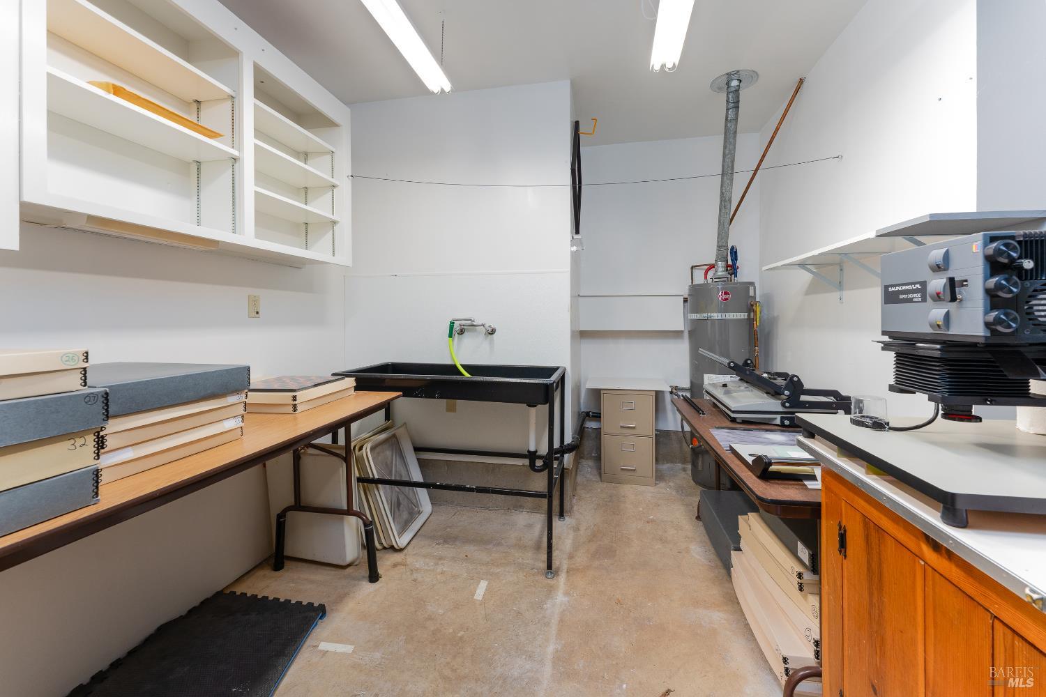 Detail Gallery Image 33 of 38 For 1338 Laurel Ave, Ukiah,  CA 95482 - 4 Beds | 2/1 Baths