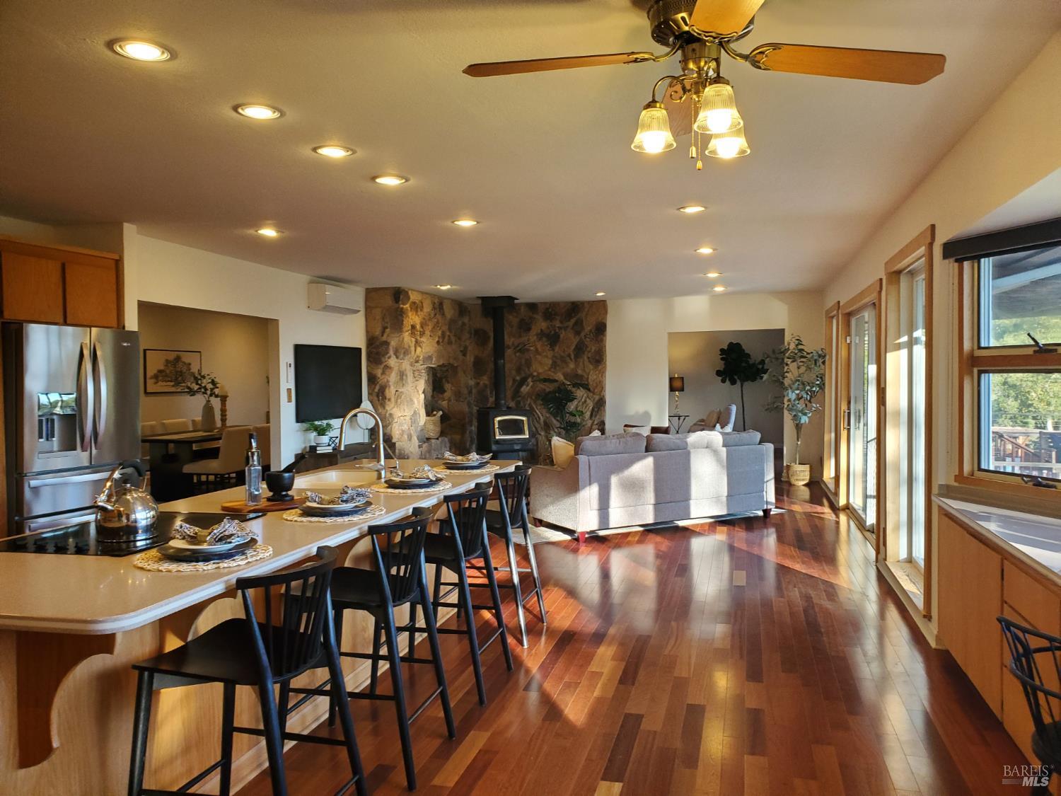 Detail Gallery Image 29 of 92 For 3778 Burke Pl, Sonoma,  CA 95476 - 4 Beds | 2/1 Baths