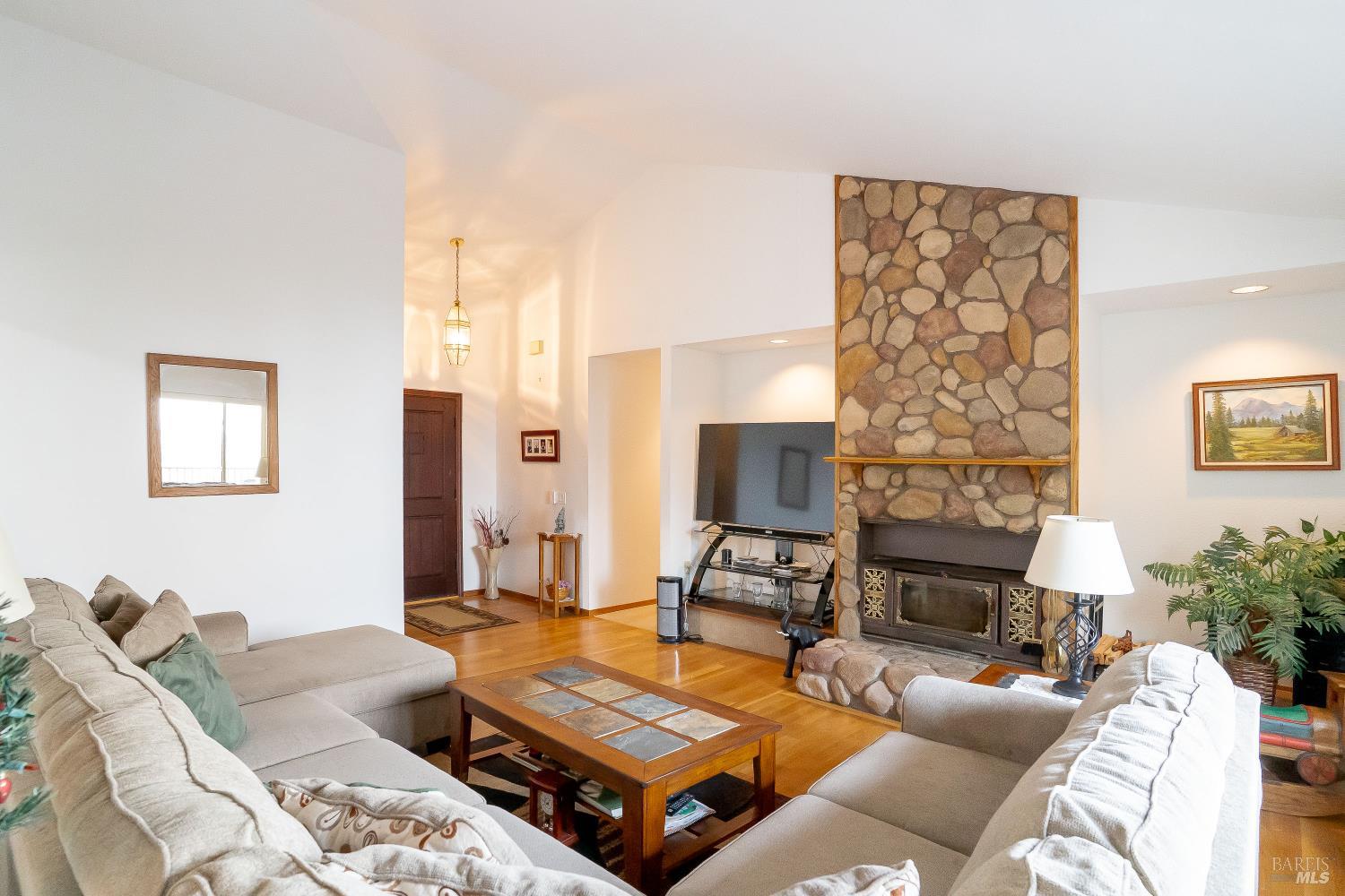 Detail Gallery Image 4 of 46 For Address Is Not Disclosed, Napa,  CA 94558 - 4 Beds | 3 Baths