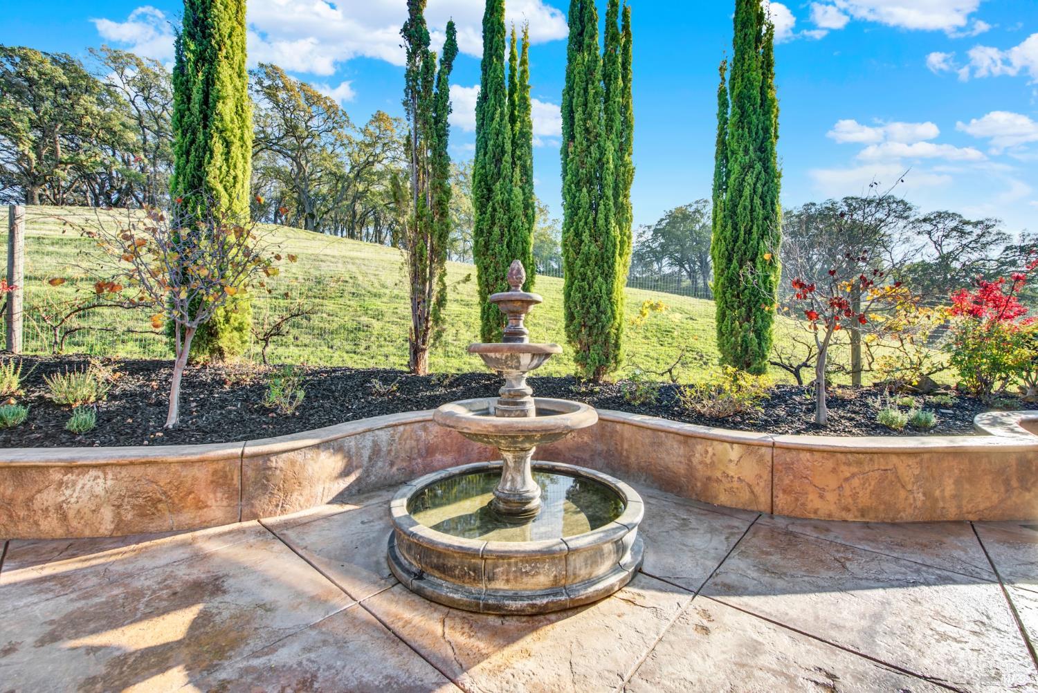 Detail Gallery Image 73 of 98 For 2965 Pebble Beach Cir, Fairfield,  CA 94534 - 4 Beds | 2/1 Baths