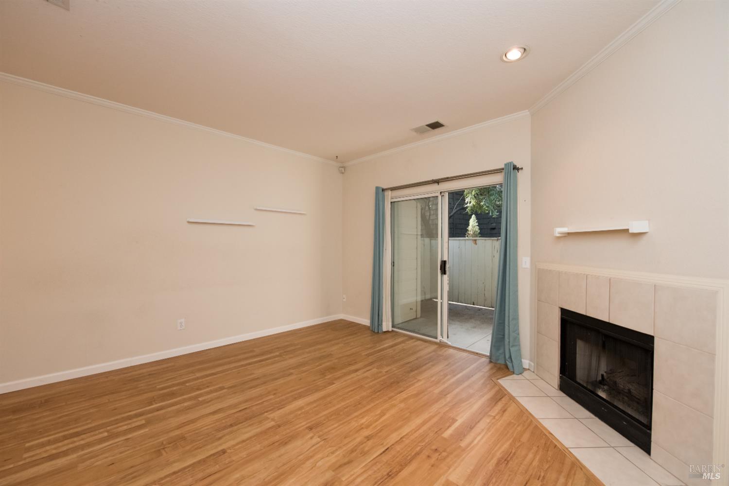 Detail Gallery Image 19 of 24 For 1221 Eardley Ave, Santa Rosa,  CA 95401 - 2 Beds | 1/1 Baths