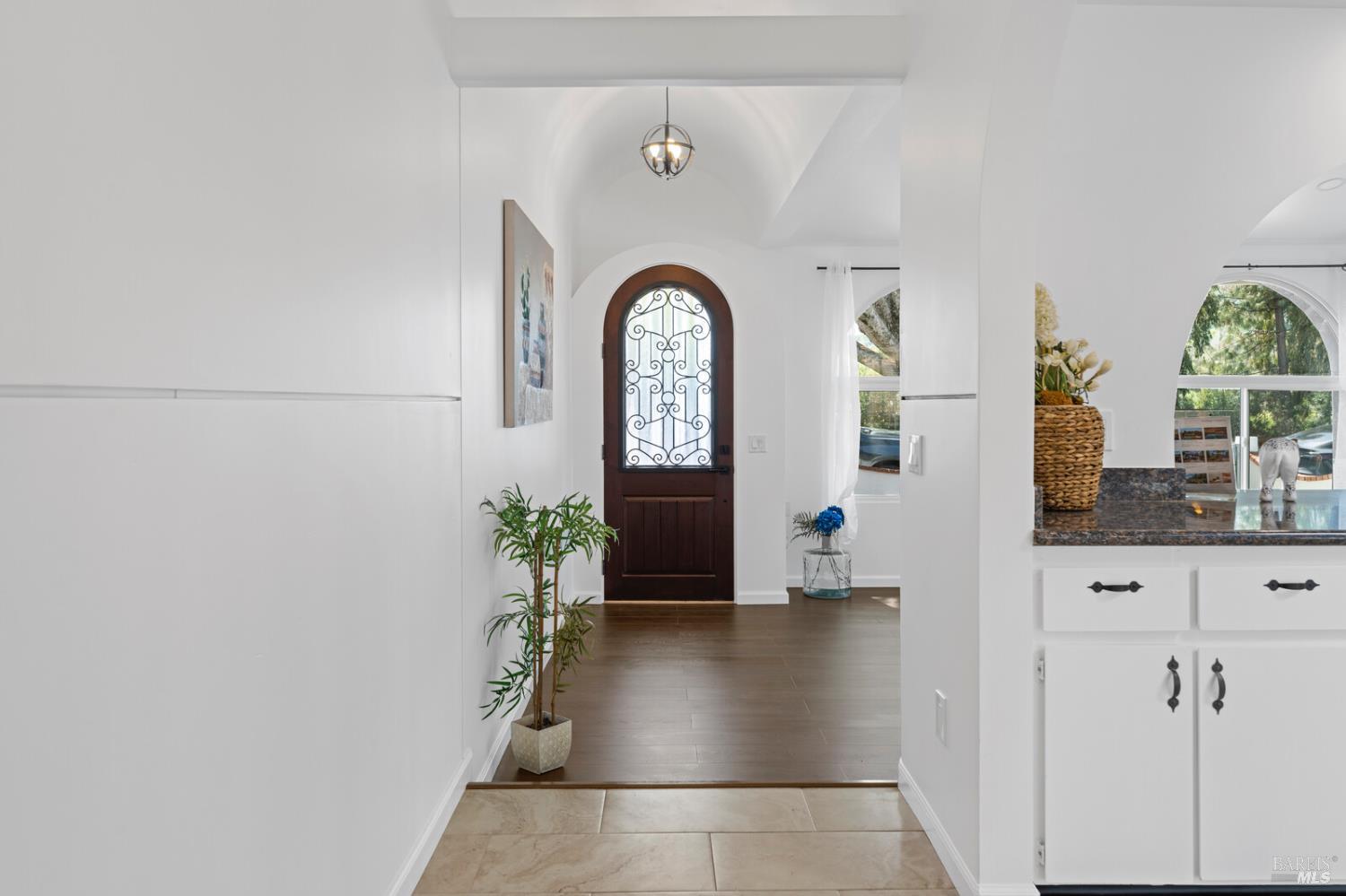 Detail Gallery Image 26 of 71 For 1649 California Dr, Vacaville,  CA 95687 - 5 Beds | 2/1 Baths