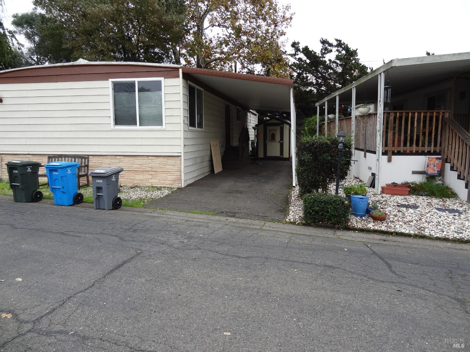 Detail Gallery Image 7 of 7 For 6 Larkspur Pl, Santa Rosa,  CA 95409 - 2 Beds | 2 Baths