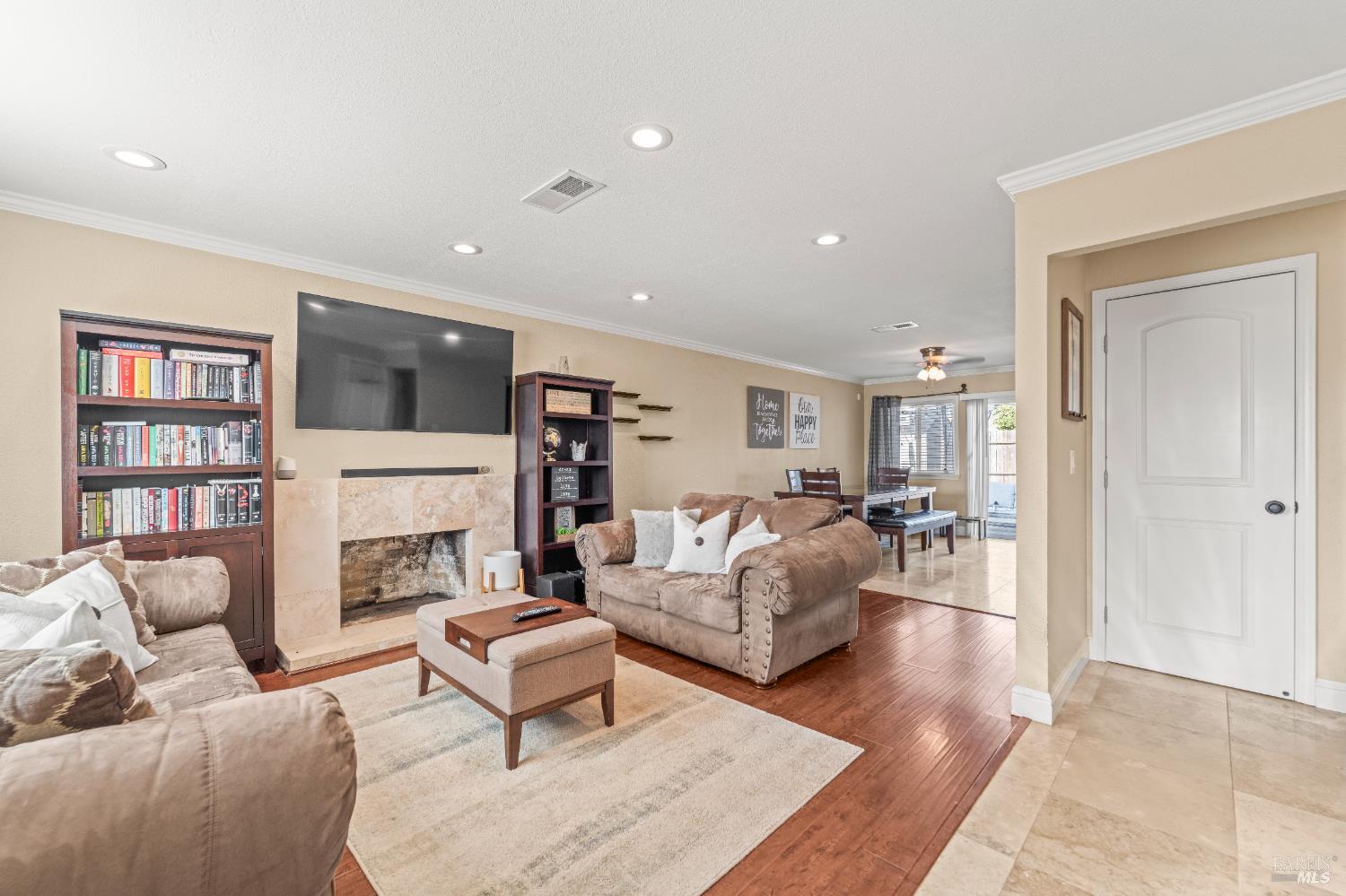 Detail Gallery Image 2 of 35 For 1168 Sanderling Dr, Fairfield,  CA 94533 - 4 Beds | 2 Baths