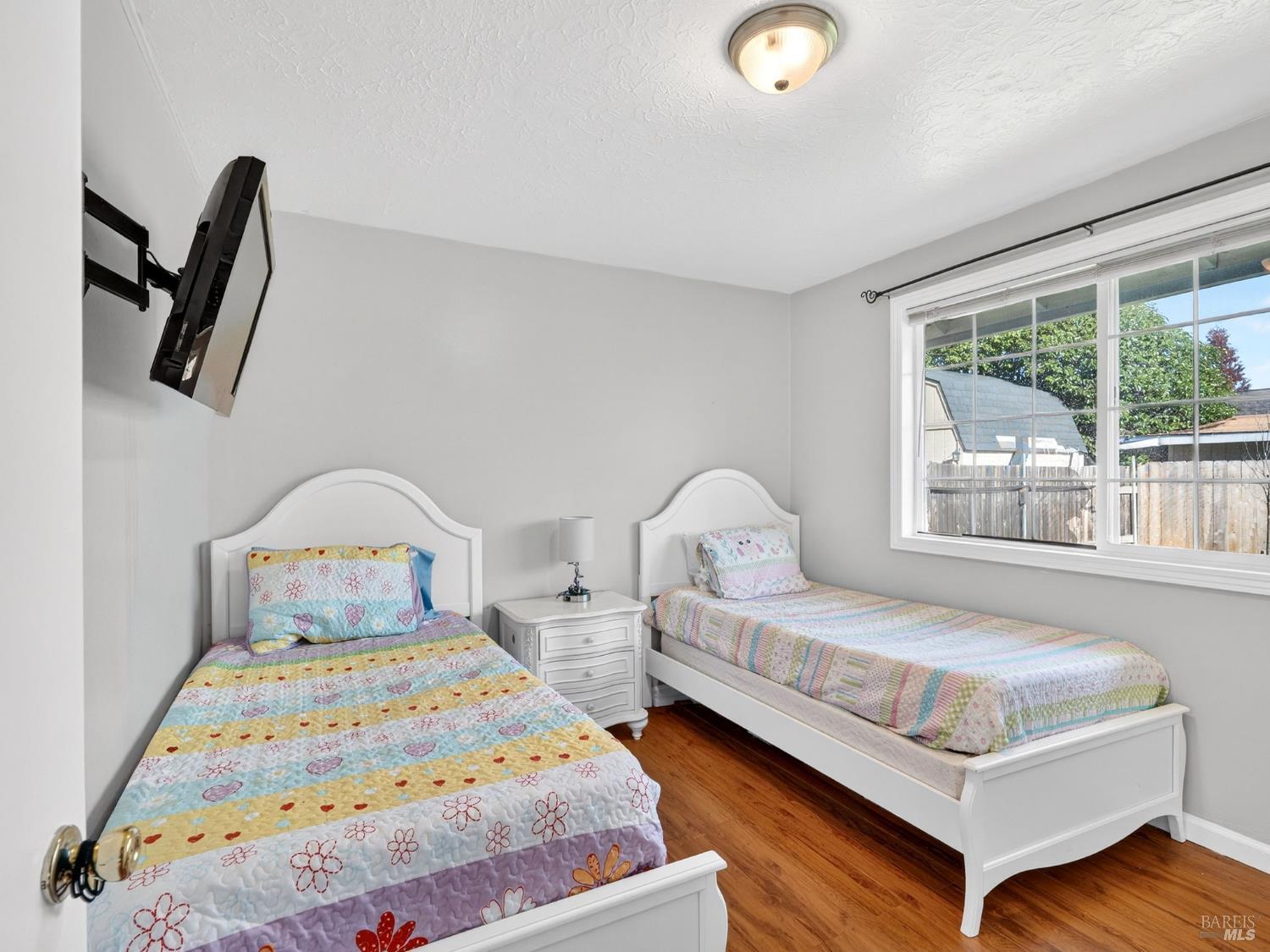 Detail Gallery Image 8 of 15 For 1741 Adams St, Ukiah,  CA 95482 - 2 Beds | 1 Baths