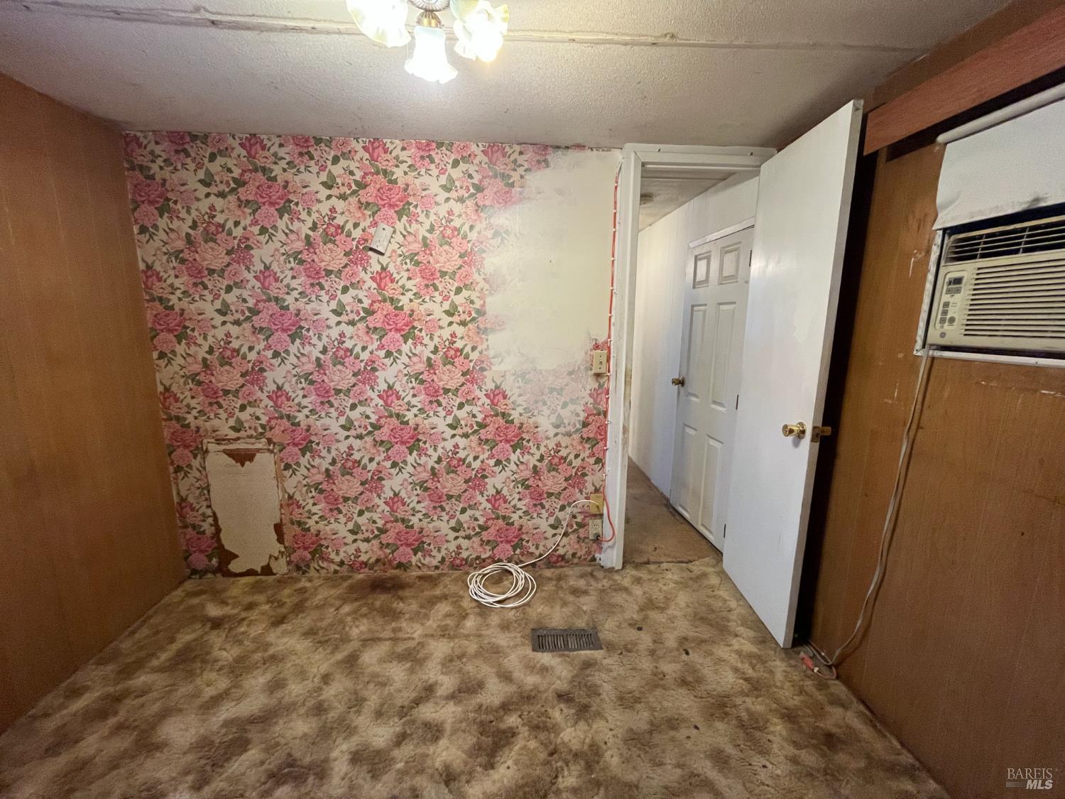 Detail Gallery Image 10 of 10 For 425 Olive St, Vallejo,  CA 94589 - 1 Beds | 1 Baths