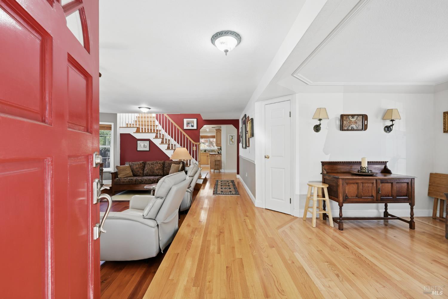 Detail Gallery Image 4 of 52 For 735 Carr Ave, Santa Rosa,  CA 95404 - 3 Beds | 2 Baths