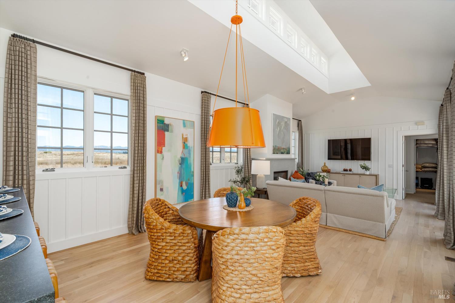 Detail Gallery Image 13 of 86 For 4044 Sonoma Hwy #14,  Napa,  CA 94559 - 2 Beds | 2/1 Baths