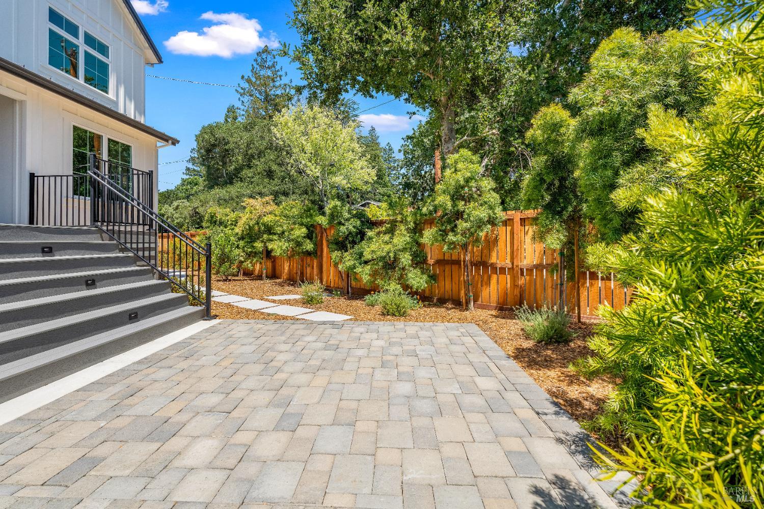 Detail Gallery Image 53 of 61 For 22 Cedar Ave, Kentfield,  CA 94904 - 5 Beds | 5 Baths