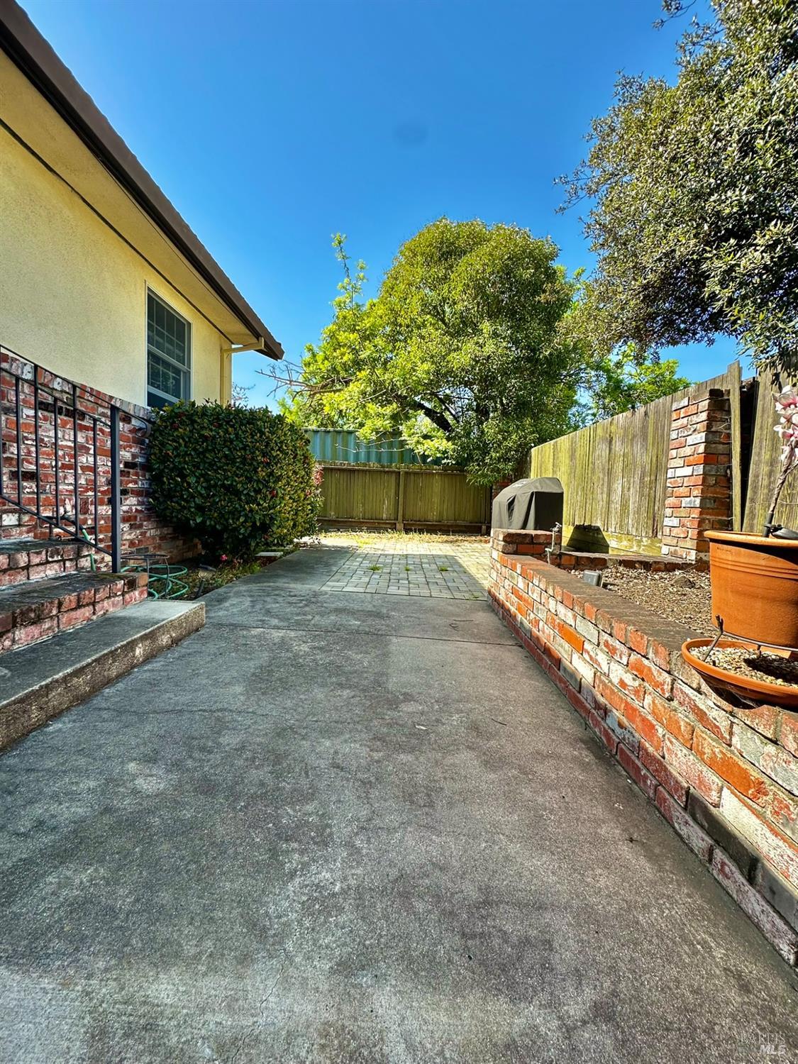 Detail Gallery Image 10 of 66 For 639 E 5th St, Benicia,  CA 94510 - – Beds | – Baths