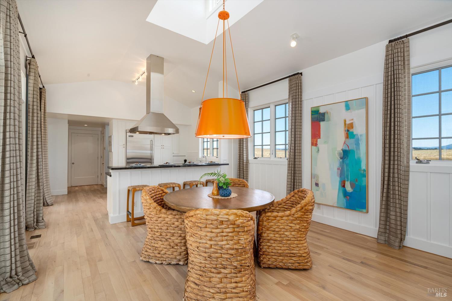 Detail Gallery Image 12 of 86 For 4044 Sonoma Hwy #14,  Napa,  CA 94559 - 2 Beds | 2/1 Baths