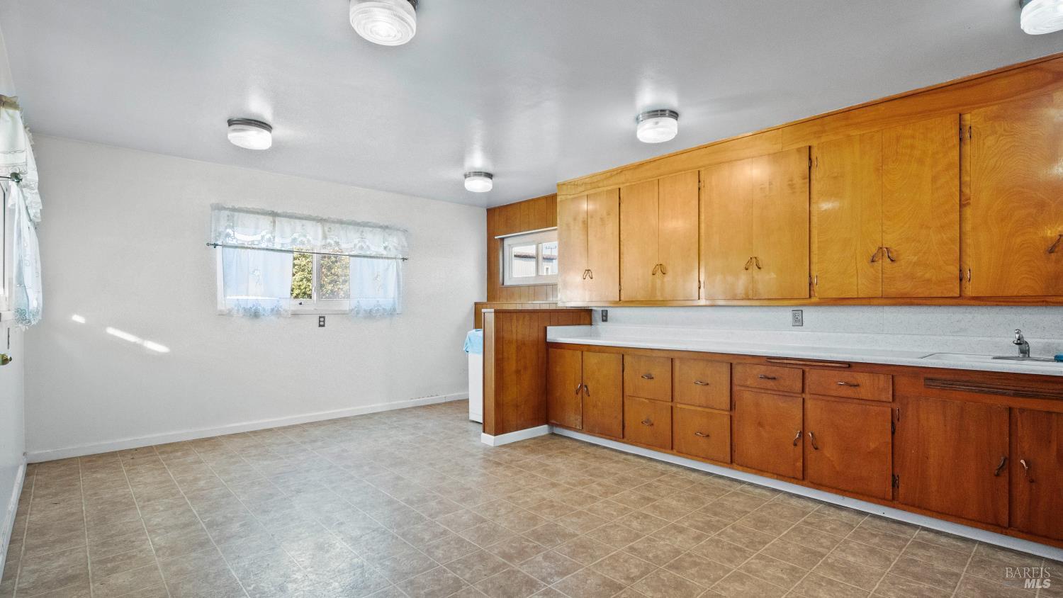 Detail Gallery Image 13 of 33 For 531 Pomona St, San Lorenzo,  CA 94580 - 3 Beds | 1 Baths