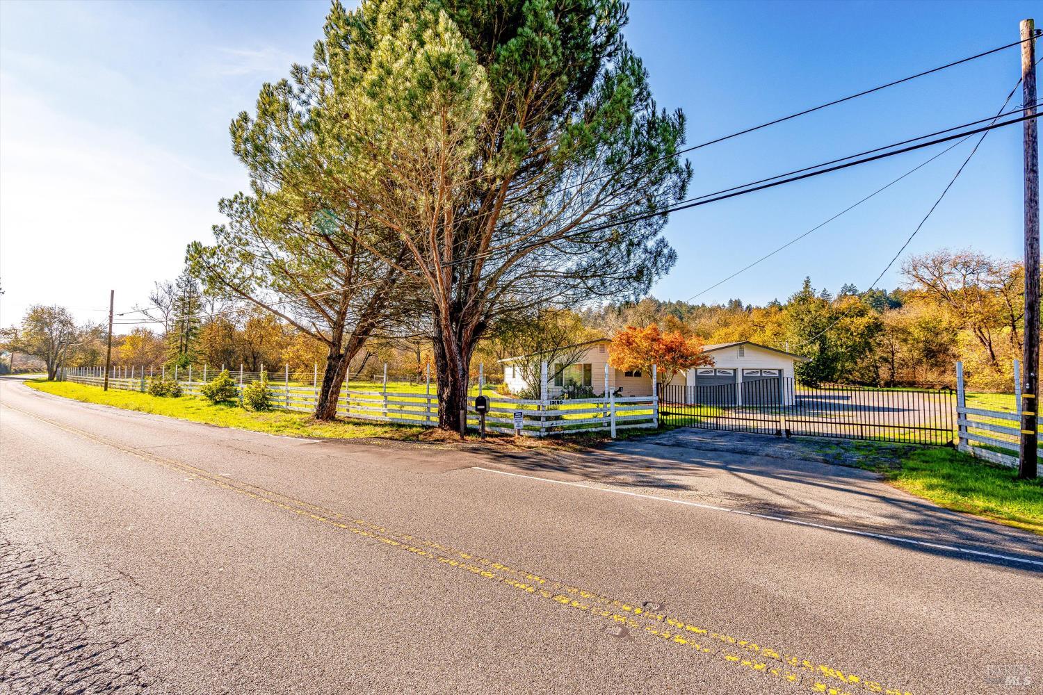 Detail Gallery Image 42 of 53 For 13180 Bodega Hwy, Sebastopol,  CA 95472 - 3 Beds | 2 Baths