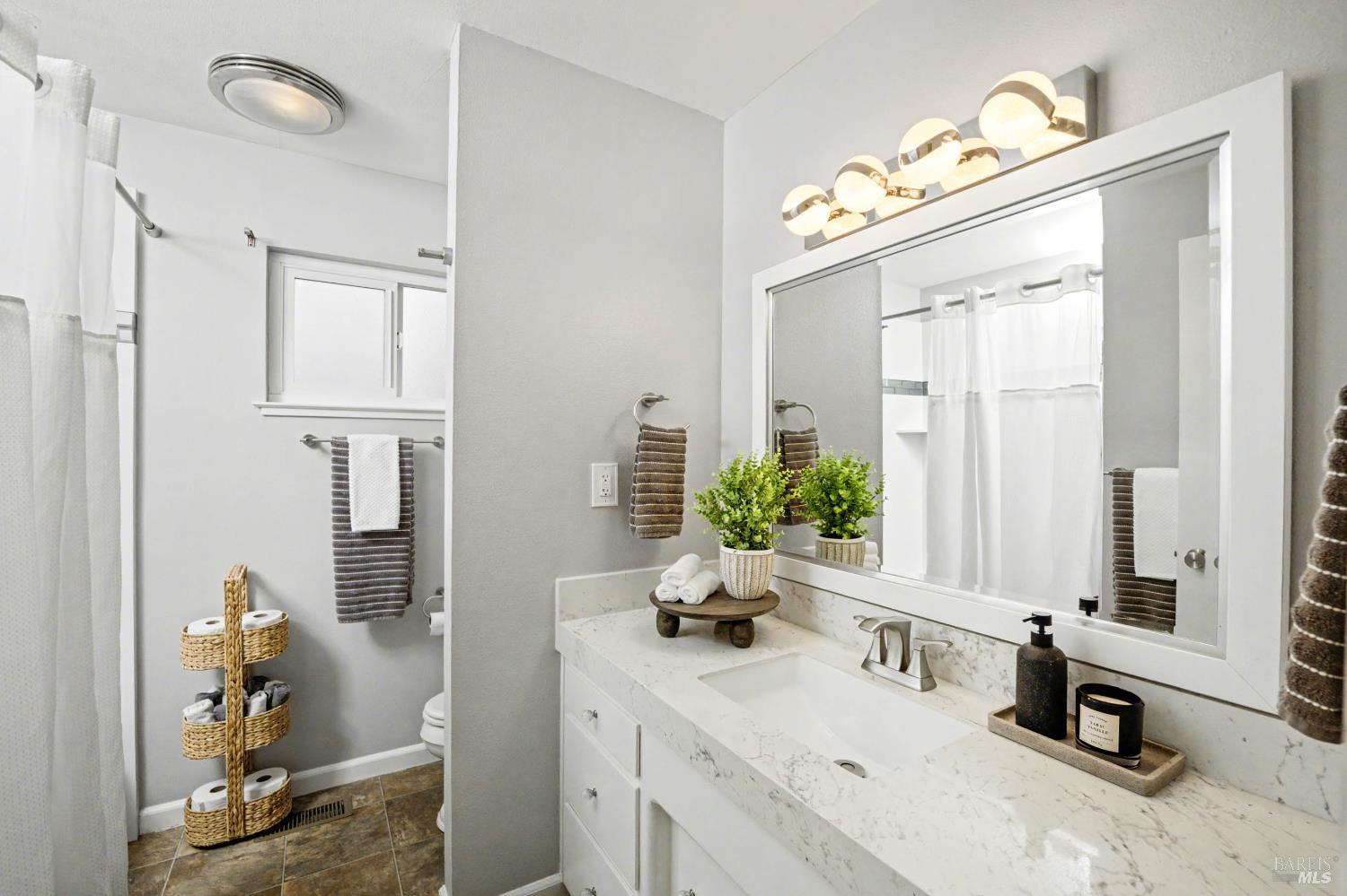 Detail Gallery Image 37 of 53 For 2535 Patricia Dr, Napa,  CA 94558 - 3 Beds | 2 Baths