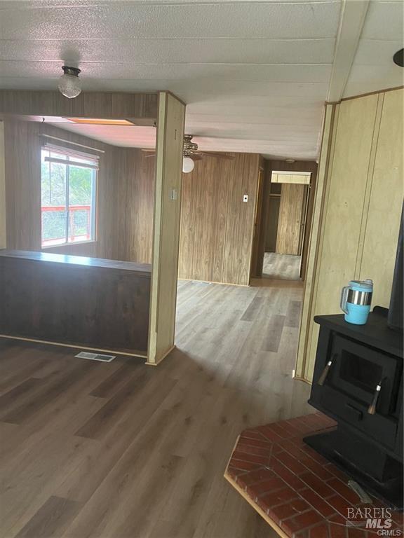 Detail Gallery Image 6 of 19 For 6956 Glebe Dr, Kelseyville,  CA 95451 - 2 Beds | 2 Baths