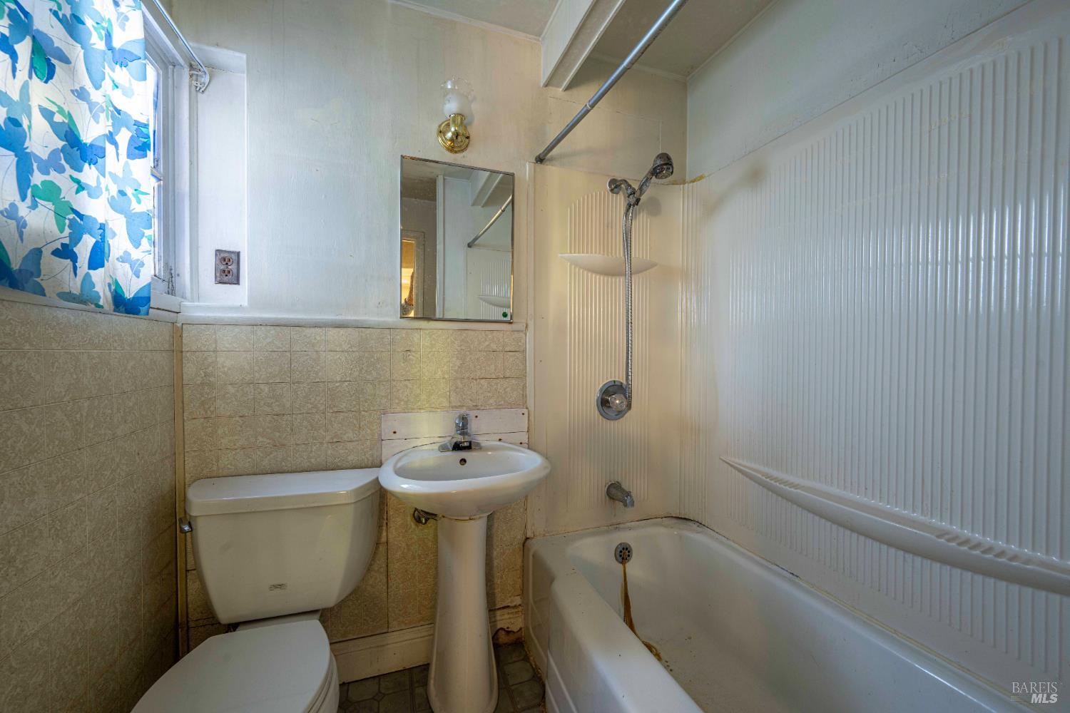 Detail Gallery Image 7 of 20 For 17390 Riverside Dr, Guerneville,  CA 95446 - 2 Beds | 1 Baths