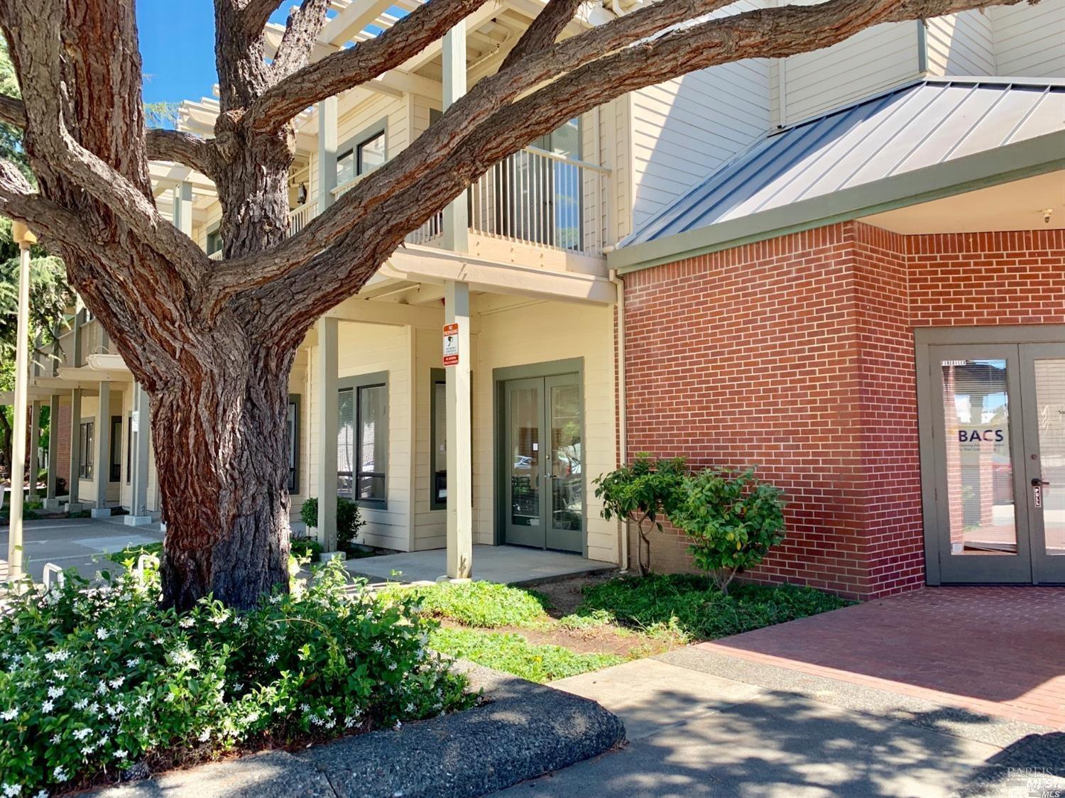 Detail Gallery Image 4 of 7 For 236 Georgia St, Vallejo,  CA 94590 - – Beds | – Baths