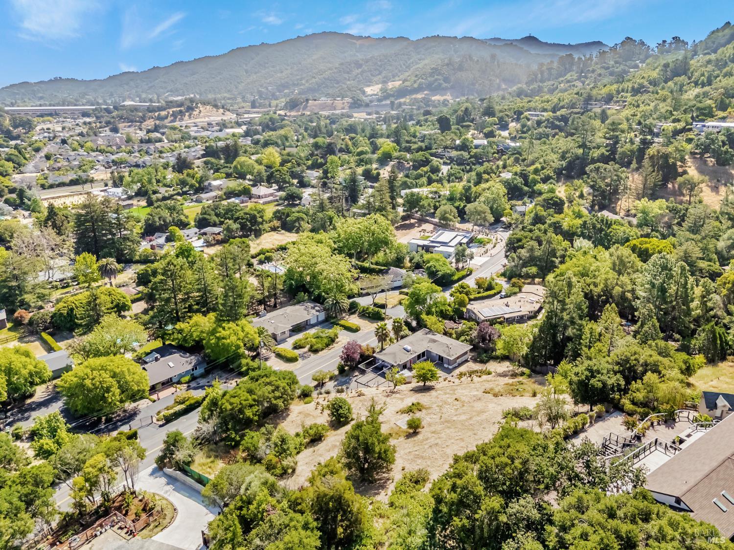 Detail Gallery Image 45 of 53 For 65 Circle Rd, San Rafael,  CA 94903 - 4 Beds | 3 Baths