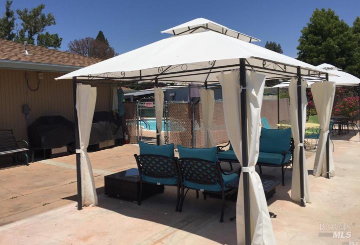 Detail Gallery Image 22 of 24 For 6781 Evergreen Ave, Sebastopol,  CA 95472 - 2 Beds | 2 Baths